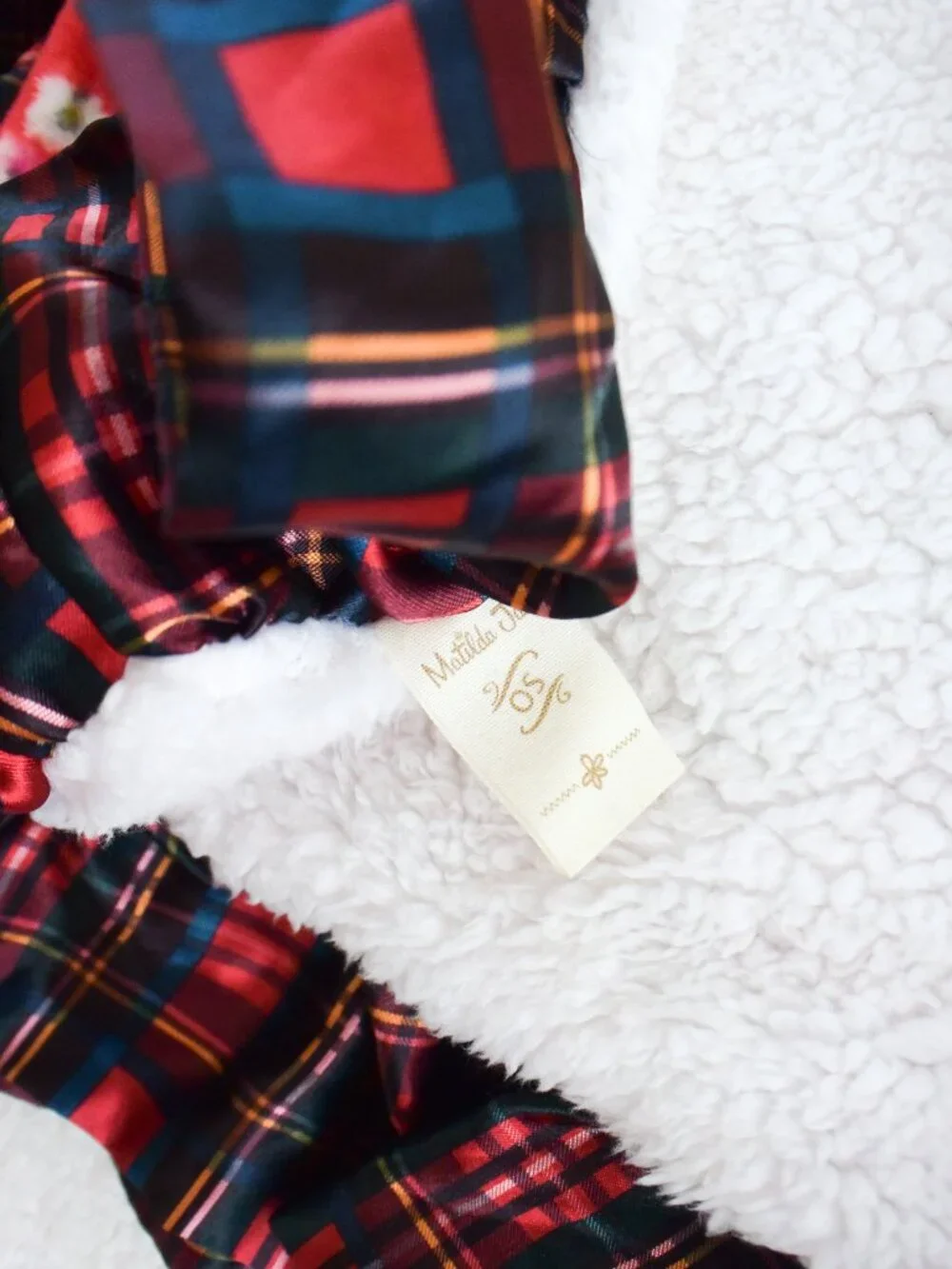 *Matilda Jane Clothing* All Wrapped Up Holiday Christmas Blanket.